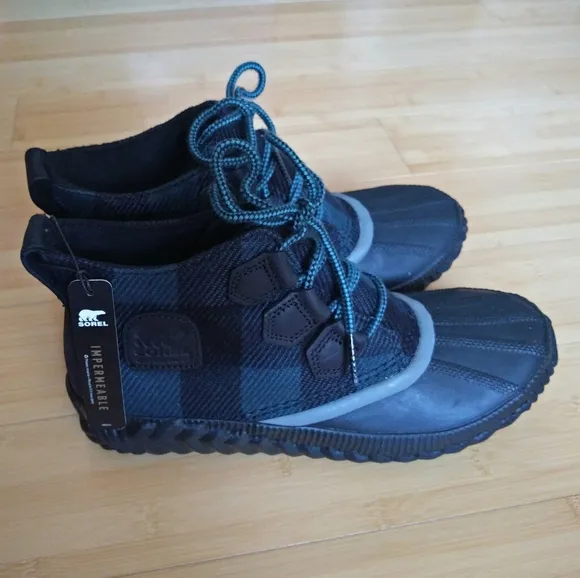 -NEW- Women's Sorel Out N About Plus Boots/Booties 7.5