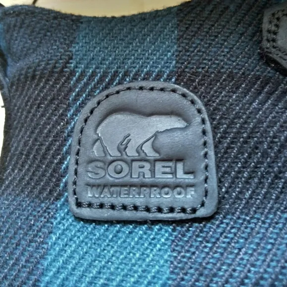 -NEW- Women's Sorel Out N About Plus Boots/Booties 9