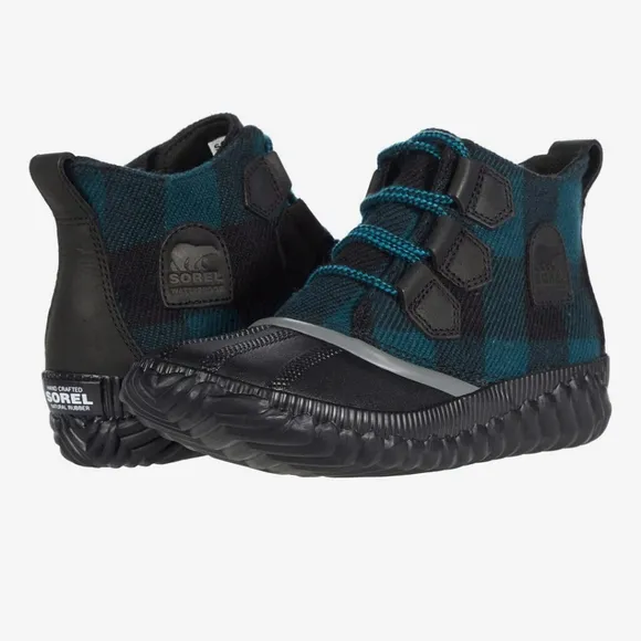 -NEW- Women's Sorel Out N About Plus Boots/Booties 9