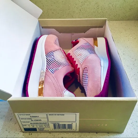 🆕 NIB 👟 Ted Baker Esmay Fashion Sneakers