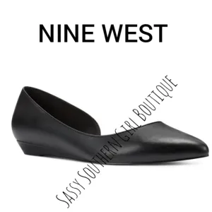 🆕⭐ NINE WEST black leather Dorsey flats