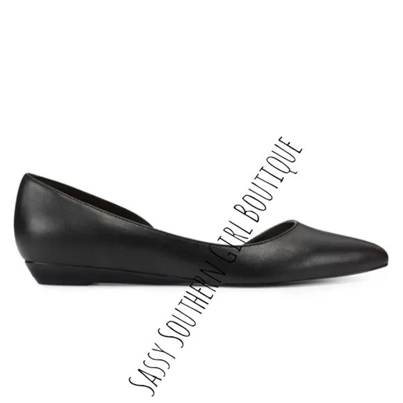 🆕⭐ NINE WEST black leather Dorsey flats