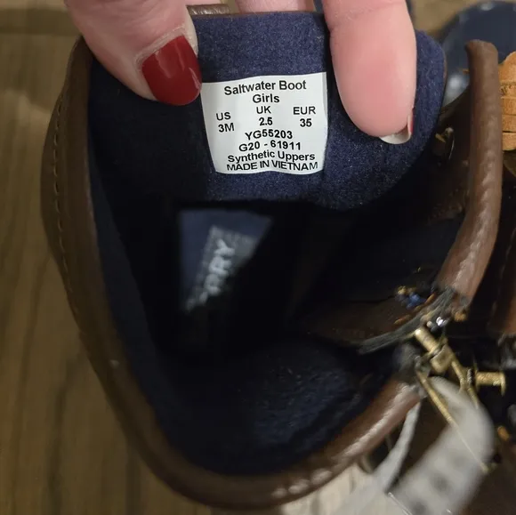 🆕 Sperry Topsider Saltwater Duck Boot Navy Brown Leather Classic