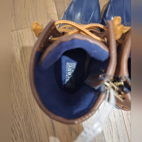 🆕 Sperry Topsider Saltwater Duck Boot Navy Brown Leather Classic
