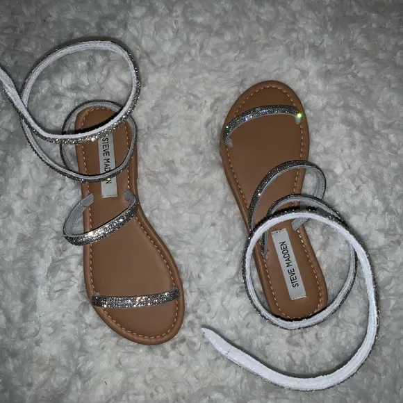 🆕 Steve Madden Shimmering Stone Sandal- size 7 😍