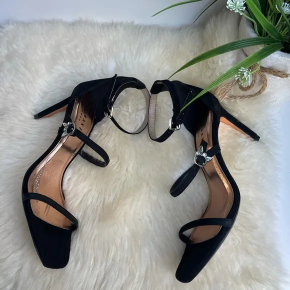 - Ted Baker🍂🍁three strap black suede heels 38