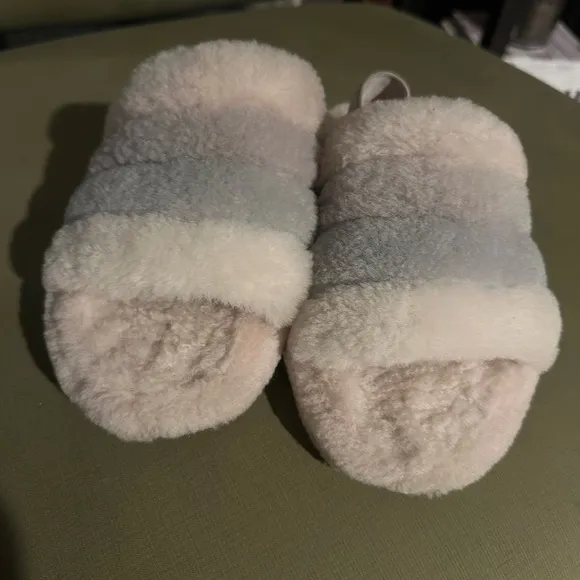🔥🔥 Ugg Fluff Yeah Slides !! 🔥🔥