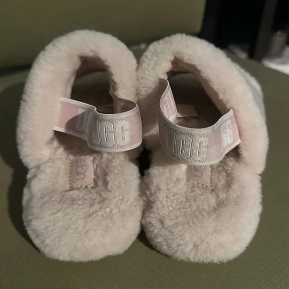🔥🔥 Ugg Fluff Yeah Slides !! 🔥🔥