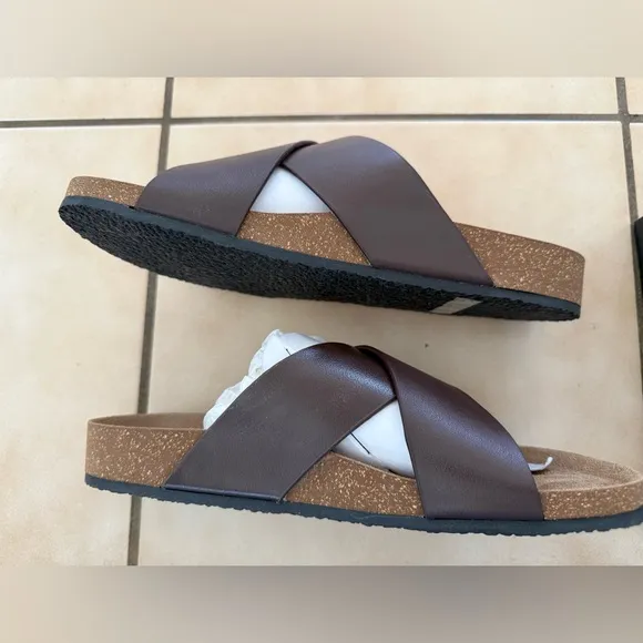 Abercrombie &amp; Fitch Men’s Leather Cork Crossover Slides Size 8 NEW in BOX
