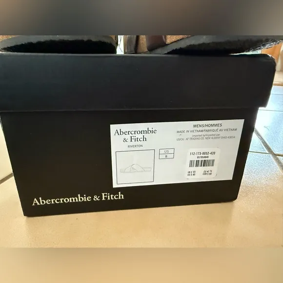 Abercrombie &amp; Fitch Men’s Leather Cork Crossover Slides Size 8 NEW in BOX