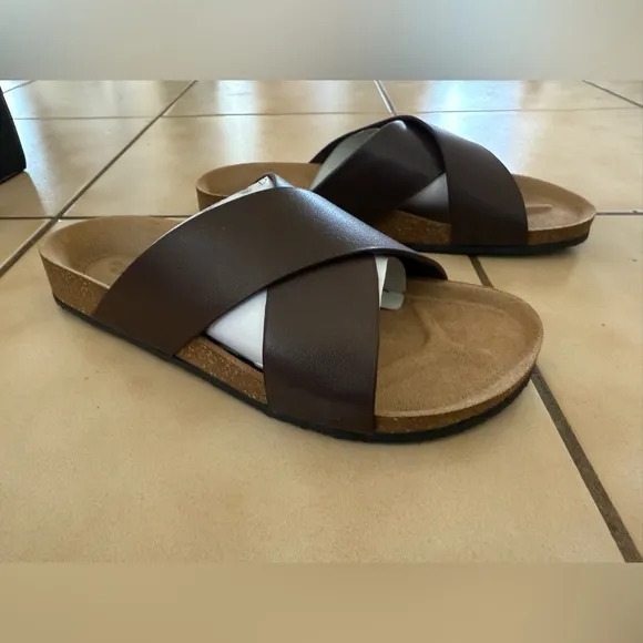 Abercrombie &amp; Fitch Men’s Leather Cork Crossover Slides Size 8 NEW in BOX