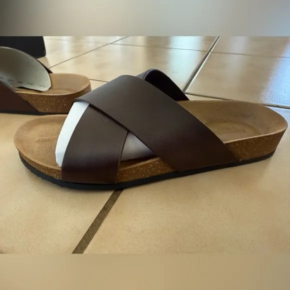 Abercrombie &amp; Fitch Men’s Leather Cork Crossover Slides Size 8 NEW in BOX