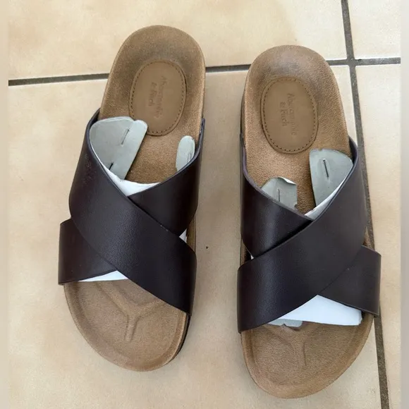 Abercrombie &amp; Fitch Men’s Leather Cork Crossover Slides Size 8 NEW in BOX