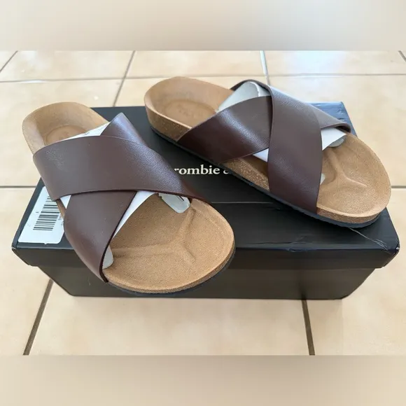 Abercrombie &amp; Fitch Men’s Leather Cork Crossover Slides Size 8 NEW in BOX