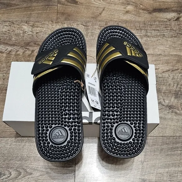 Adidas adissage comfort slides Men's 11