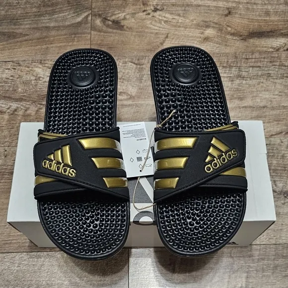 Adidas adissage comfort slides Men's 11