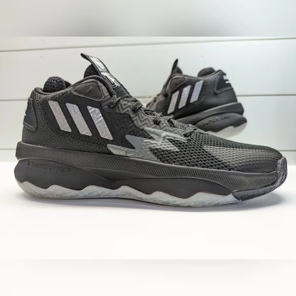 Adidas Dame 8 Admit One Core Black Fashion Casual Running Sneakers sz Men's 8.5