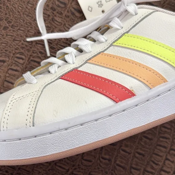 Adidas Grand Court Cloudfoam Rainbow Stripe Sneakers White mens  10.5 NWT