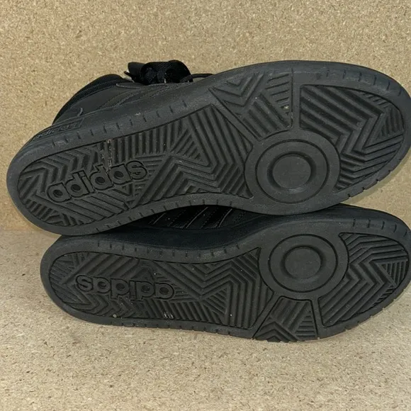Adidas HOOPS 3.0 Mid Basketball Sneakers (94)
