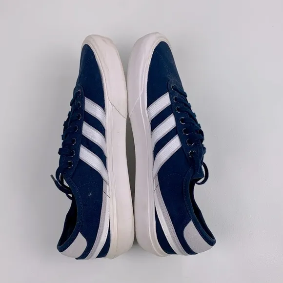 Adidas Men's Navy Blue White Stripe Sneakers Size 8.5 Lace up Low profile