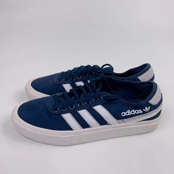 Adidas Men's Navy Blue White Stripe Sneakers Size 8.5 Lace up Low profile