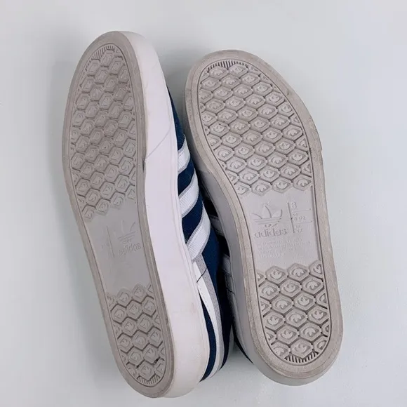 Adidas Men's Navy Blue White Stripe Sneakers Size 8.5 Lace up Low profile