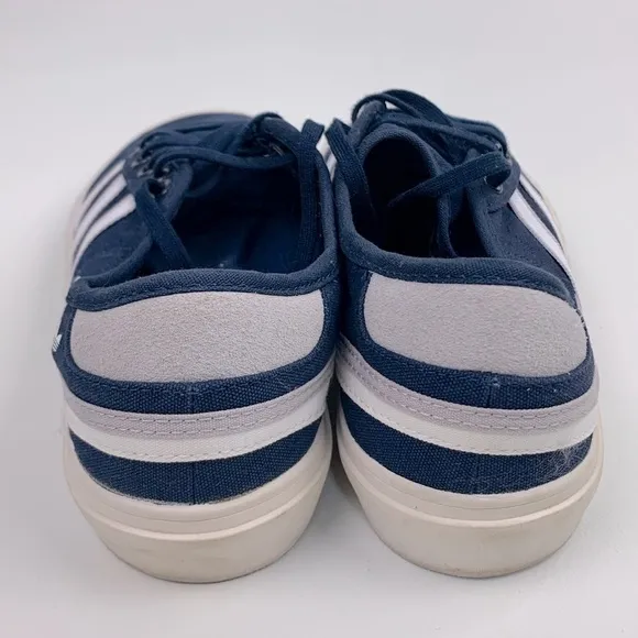 Adidas Men's Navy Blue White Stripe Sneakers Size 8.5 Lace up Low profile