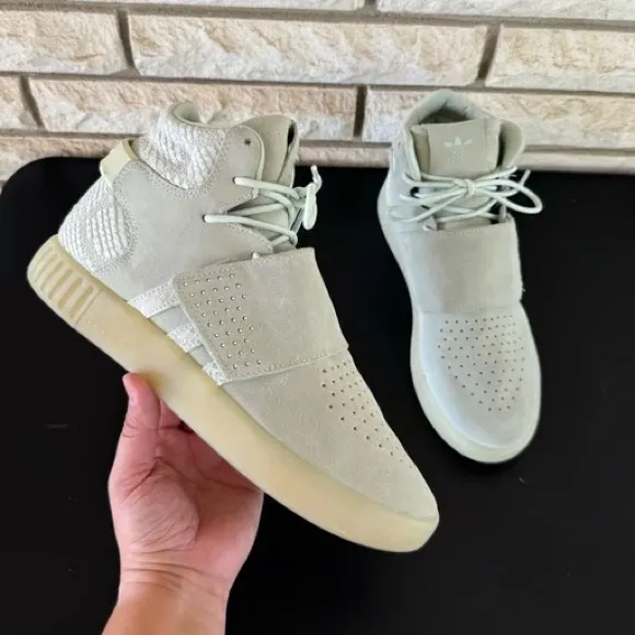 ADIDAS mint suede sneakers retro look tubular invaider strap originals