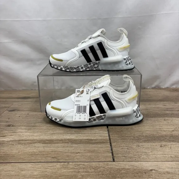 adidas Nmd V3 Mens Fashion Sneakers in White Black - 4