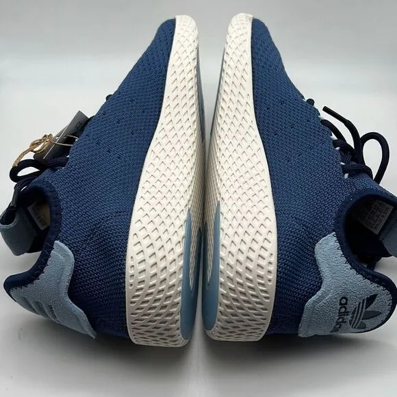 Adidas Originals x Pharrell Williams Hu sneakers in navy and off-white- Men 7- B