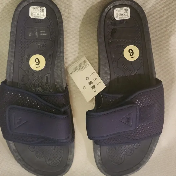 Adidas x Pharrell Williams Boost Sole Pool Slides Sz 9