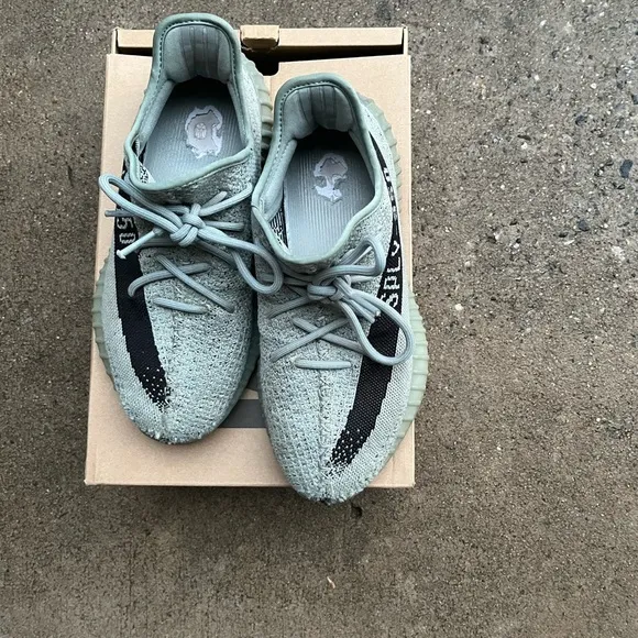 Adidas Yeezy 350 “Salt” Original Box Size 8