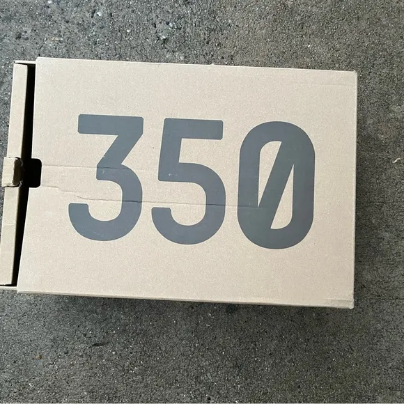 Adidas Yeezy 350 “Salt” Original Box Size 8