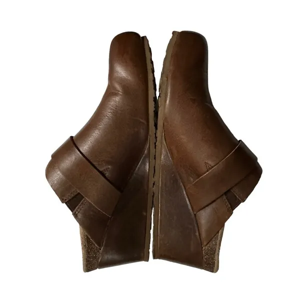 Aetrex Amelia Brown Slip-on Wedge Mule Shoe