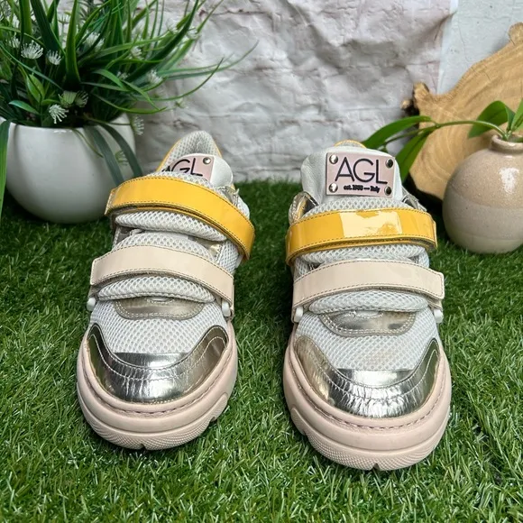 AGL Chunky Platform Patent Leather Velcro size 37/7