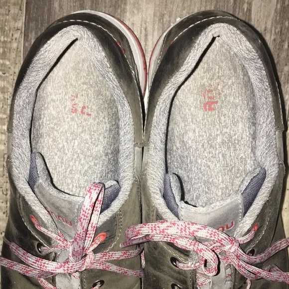Ahnu Sugar Venture Gray and Brown Suede Leather Low Top Sneakers