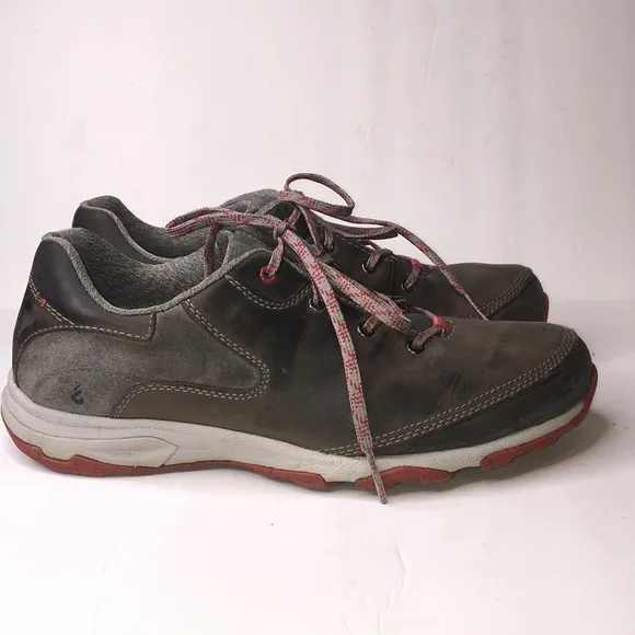 Ahnu Sugar Venture Gray and Brown Suede Leather Low Top Sneakers