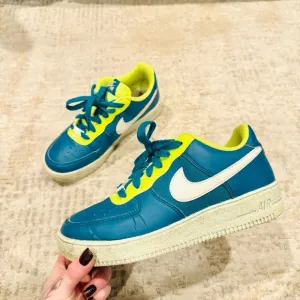 Air Force 1s Phatom crater green volt lace up sneakers woman’s 6y