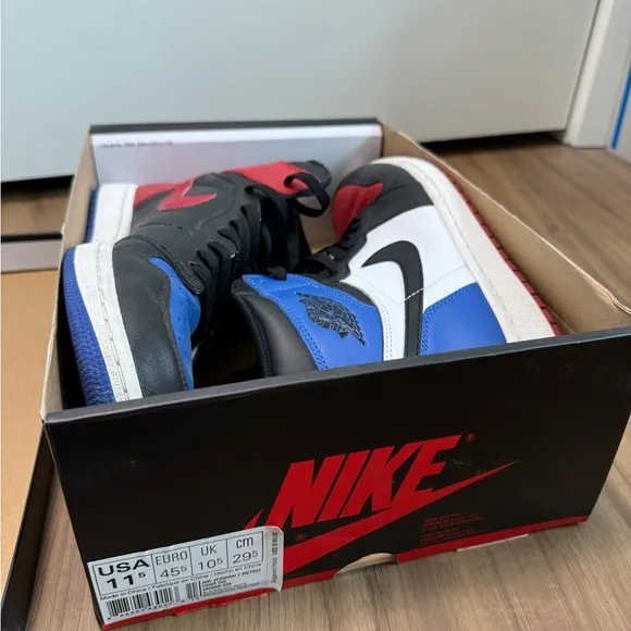 Air Jordan 1 Black and Red High-Top Sneakers Top 3 bred, black toe, royal