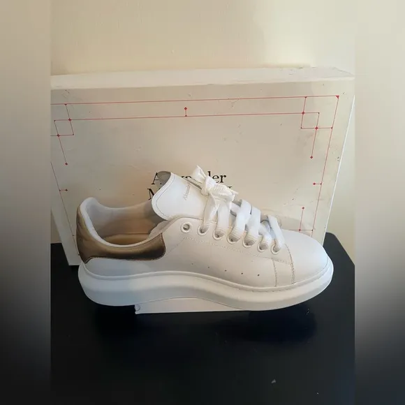 Alexander McQueenOversized Sneakers 42.5 (9.5 US)