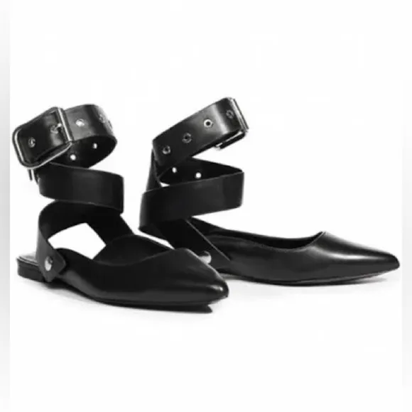 Alice   Olivia Lana Ankle Wrap Black Flats Sz-7.5