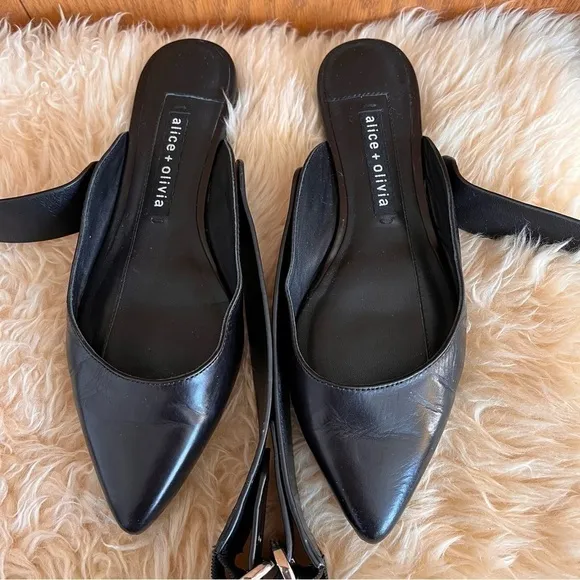 Alice   Olivia Lana Ankle Wrap Black Flats Sz-7.5