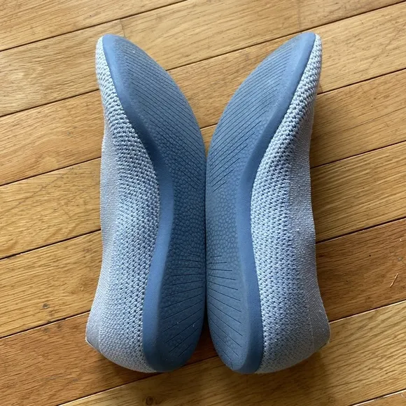 ALLBIRDS WOMENS TREE BREEZER SIZE 8.5