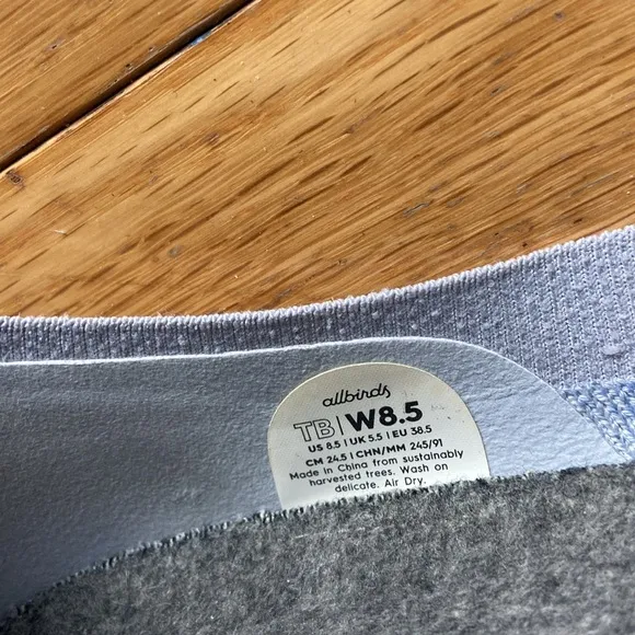 ALLBIRDS WOMENS TREE BREEZER SIZE 8.5