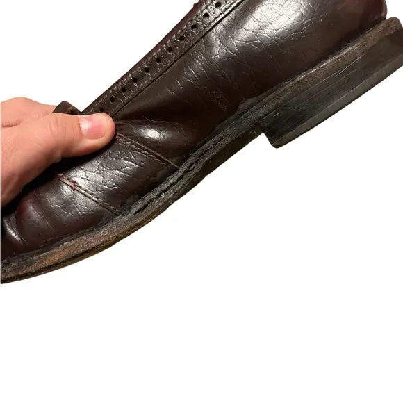 Allen Edmonds Devonshire Loafers Mens 9 Burgundy Leather Vibram Sole Kilt USA