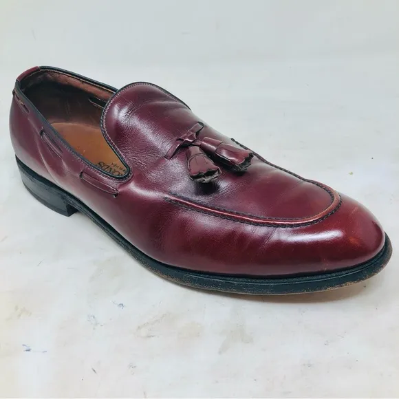 Allen Edmonds Saratoga Burgundy Leather Tasseled Loafers