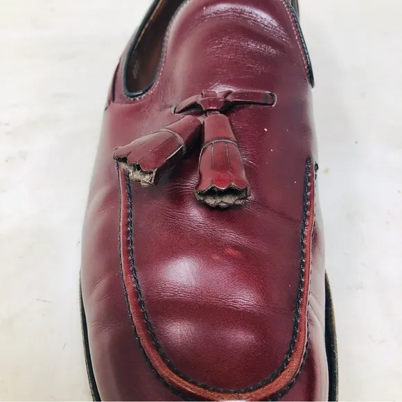 Allen Edmonds Saratoga Burgundy Leather Tasseled Loafers