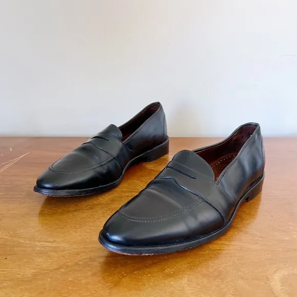Allen Edmonds • Westchester black leather loafers slip on dress shoes loafers