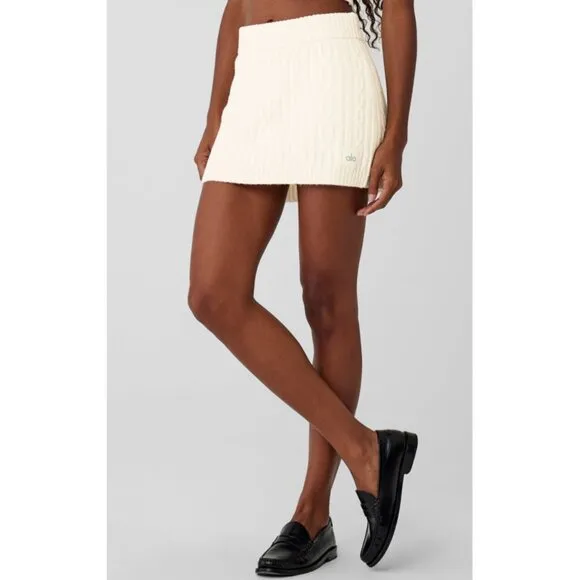 Alo Cable Knit Winter Bliss Mini Skirt Ivory Cream Stretchy Chunky Sweater Skort