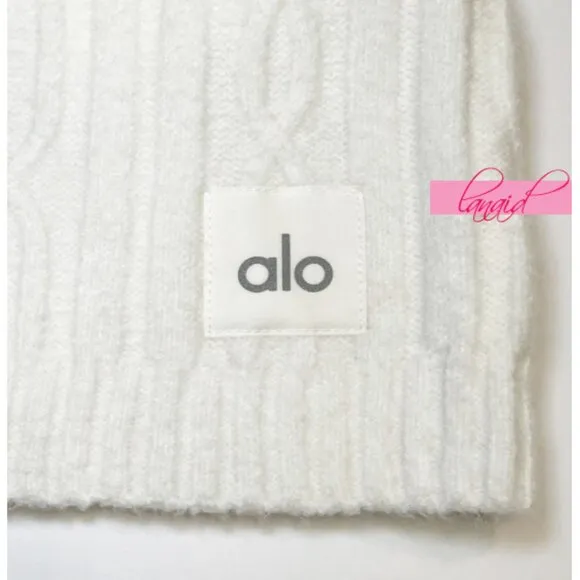 Alo Cable Knit Winter Bliss Mini Skirt Ivory Cream Stretchy Chunky Sweater Skort